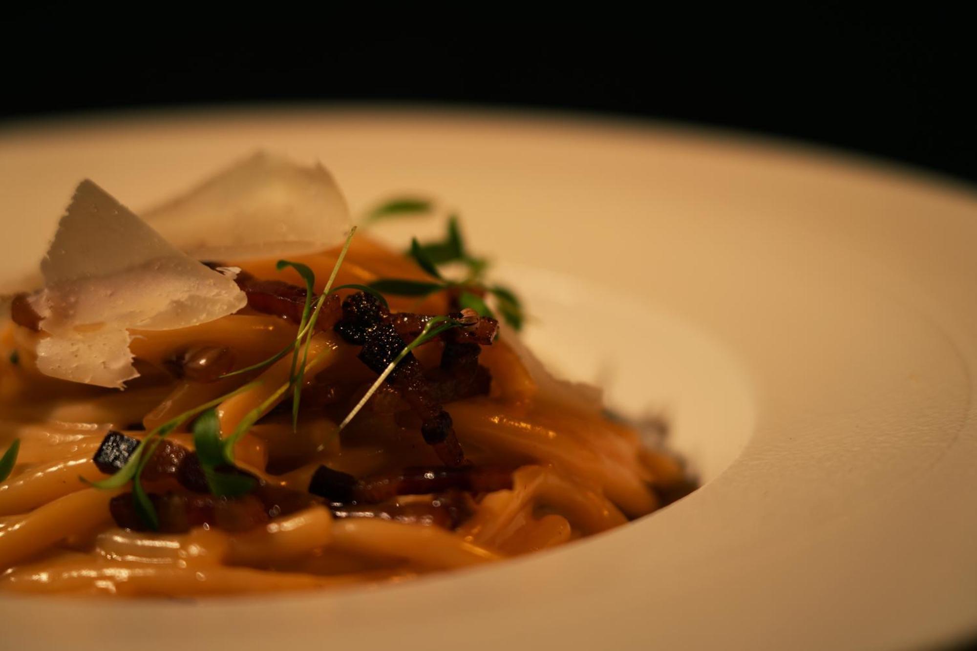 Grand Hotel Yerevan - Small Luxury Hotels Of The World 외부 사진 A plate of pasta